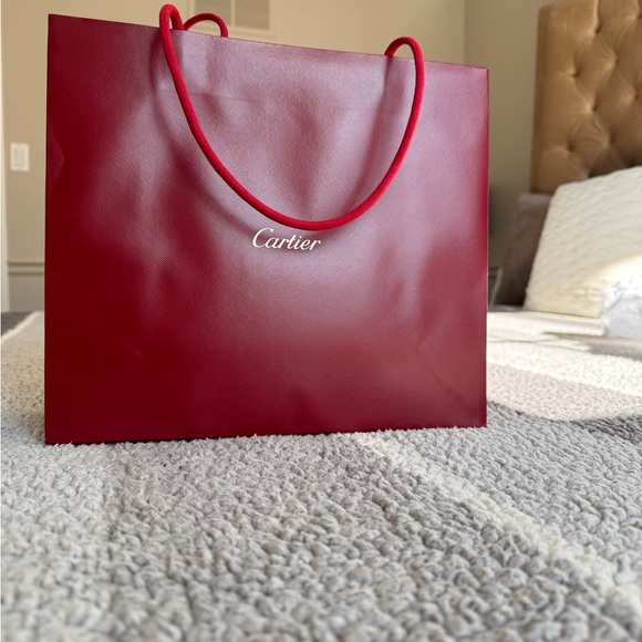 Cartier Gifting | Staging Bag 🛍️ - Picture 3 of 9